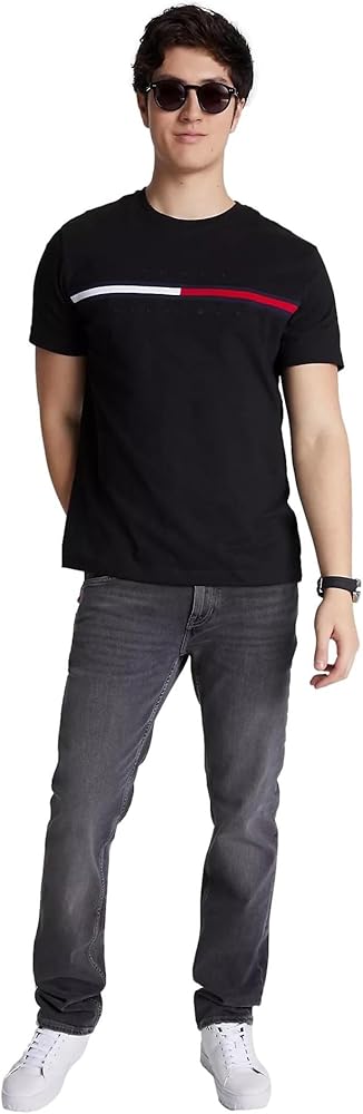 Tommy Hilfiger -Camiseta de cuello redondo bordada con bandera de ajuste regular para hombre, color negro, Negro