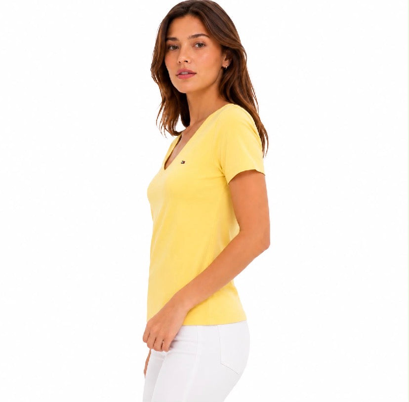 Tommy Hilfiger V-Neck Fave Core Plus T-Shirt Women’s