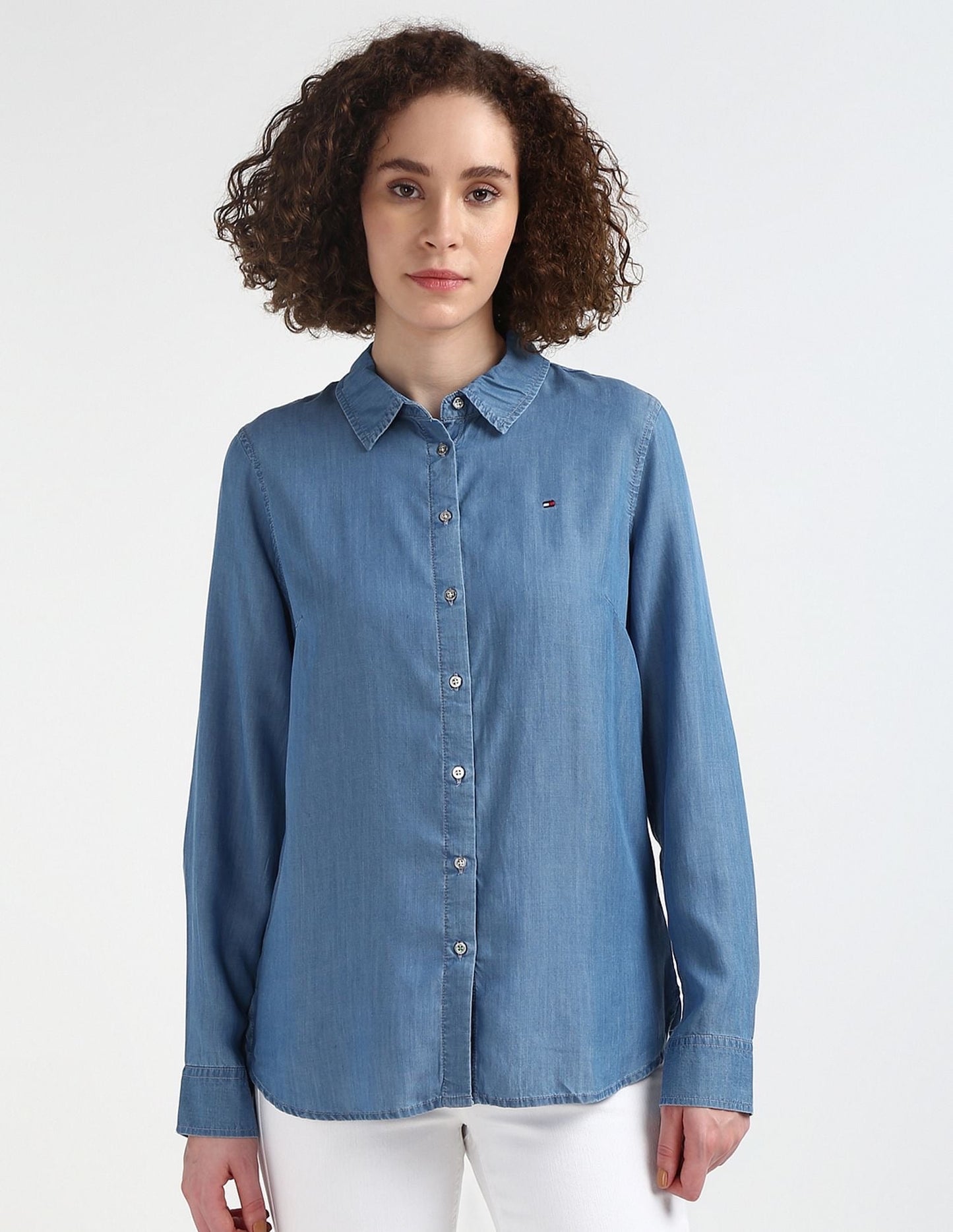 Tommy Hilfiger Women’s Heritage Chambray Shirt