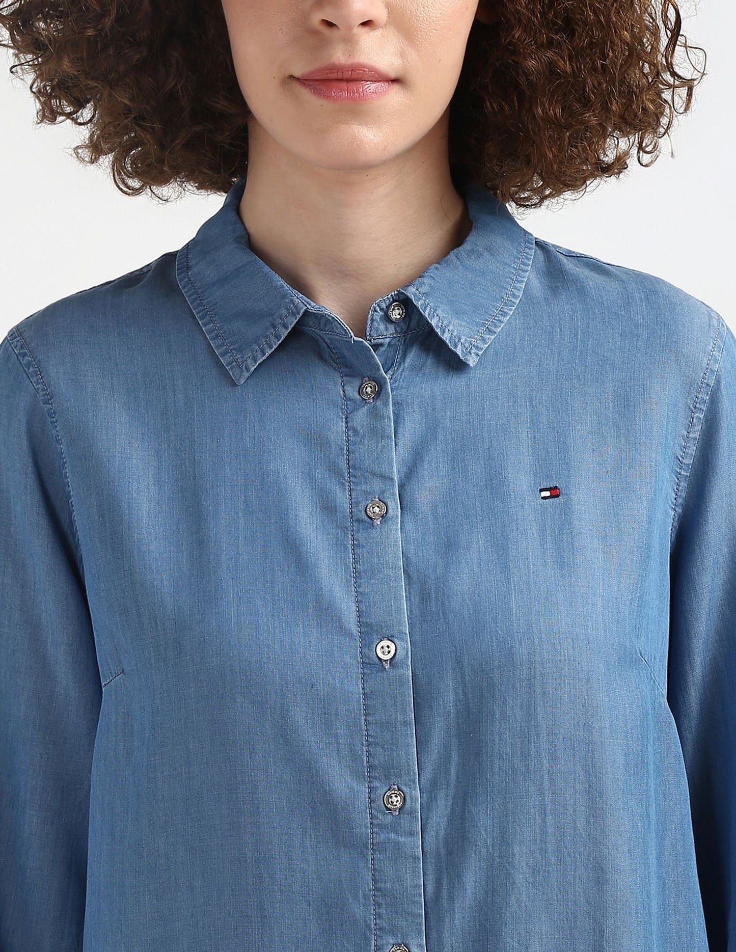 Tommy Hilfiger Women’s Heritage Chambray Shirt