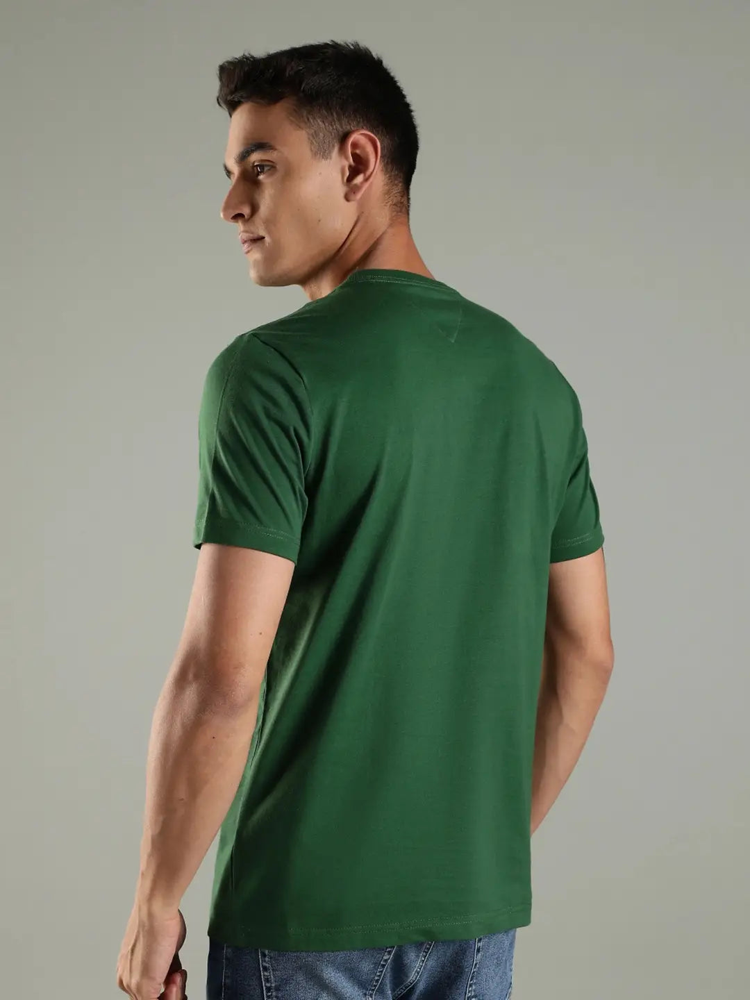 Tommy Hilfiger Men’s  Brand Logo Printed Round Neck Cotton T-Shirt