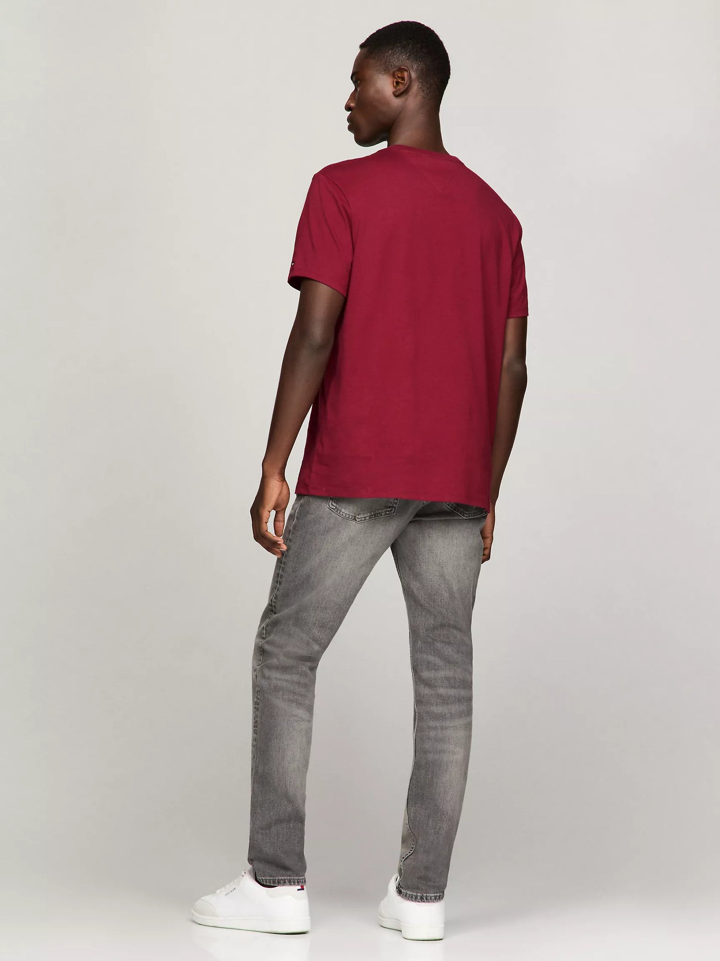 Tommy Hilfiger Embroidered Tommy Logo T-Shirt