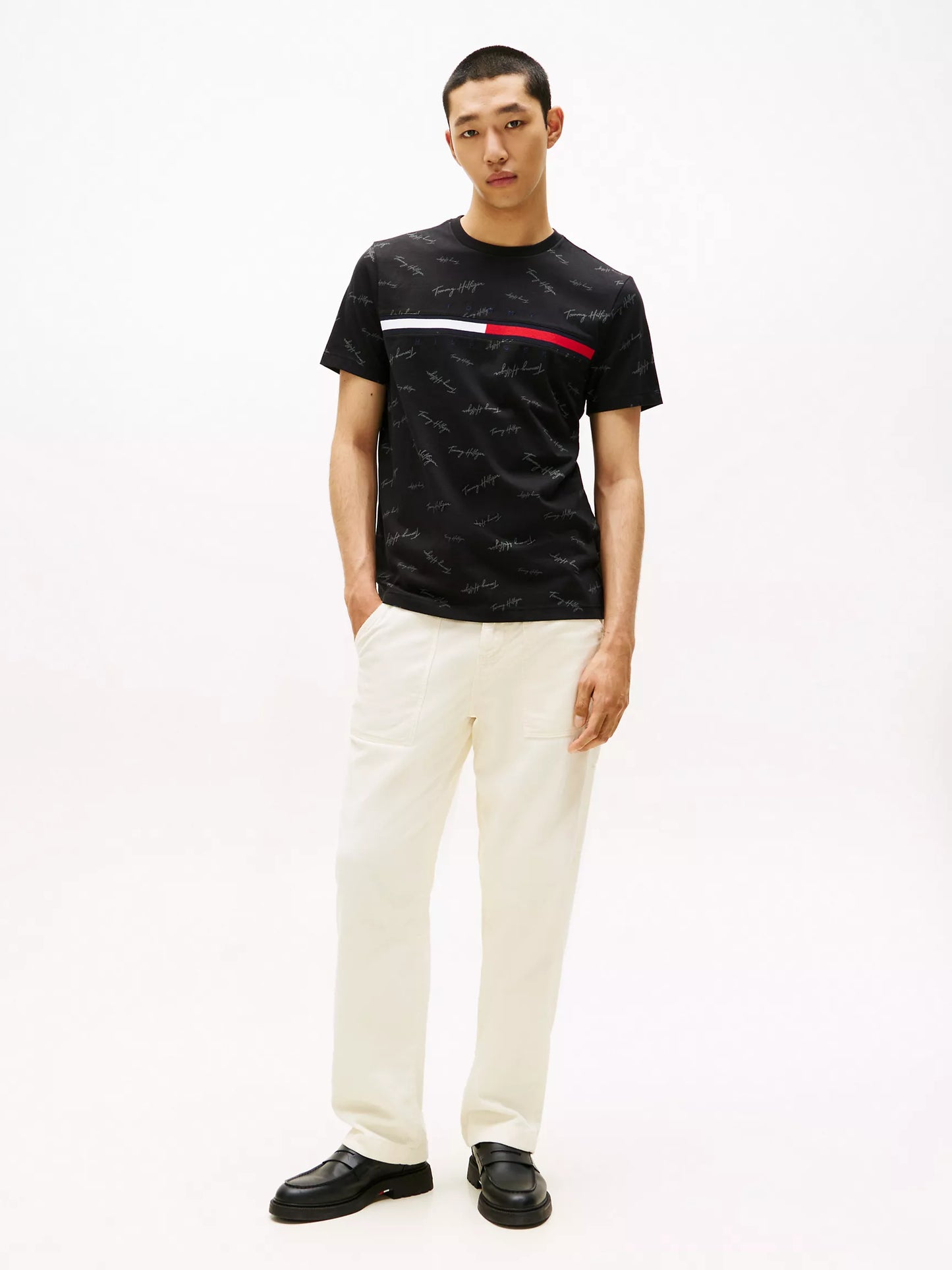 Tommy Hilfiger-Signature Flag Stripe Logo T-Shirt