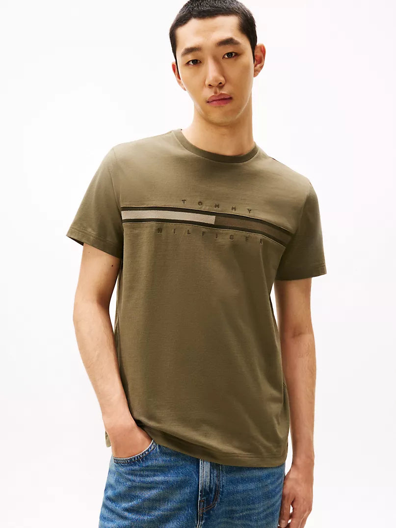 Tommy Hilfiger-Tonal Flag Logo T-Shirt
