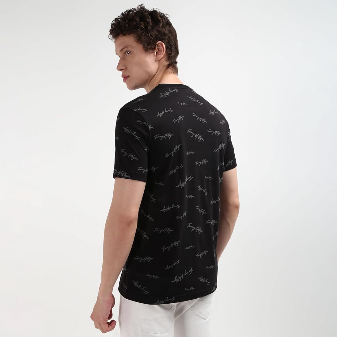 Tommy Hilfiger Men's Regular Fit T-Shirt