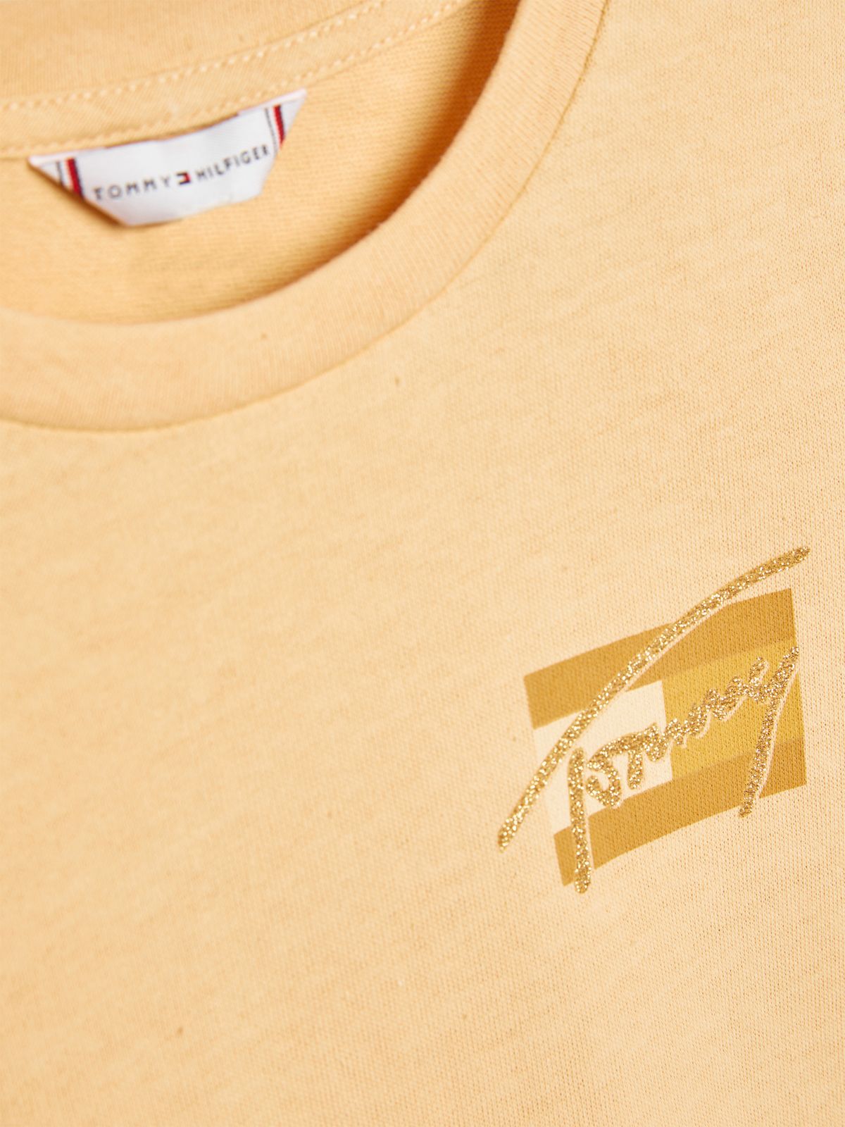 Camiseta Para Niña Amarilla Con Firma Sensorial - Adaptive