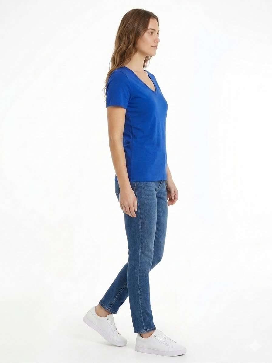 TOMMY HILFIGER- Women’s basic V-neck t-shirt