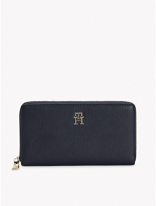 Tommy Hilfiger Monogram Zip Wallet