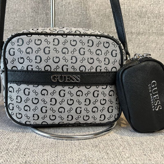 Guess- Bolso Bandolera , Guess Color Gris y Negro