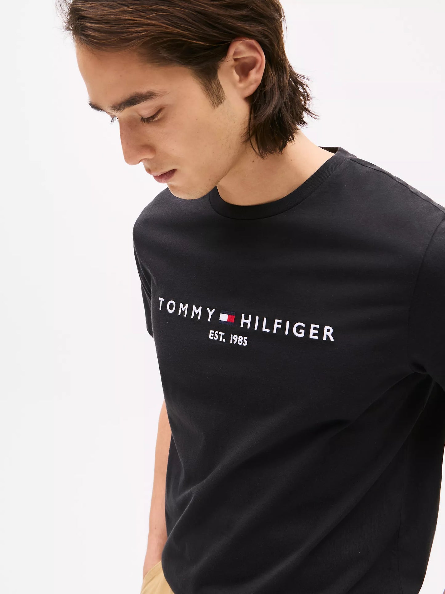 Tommy Hilfiger Embroidered Tommy Logo T-Shirt