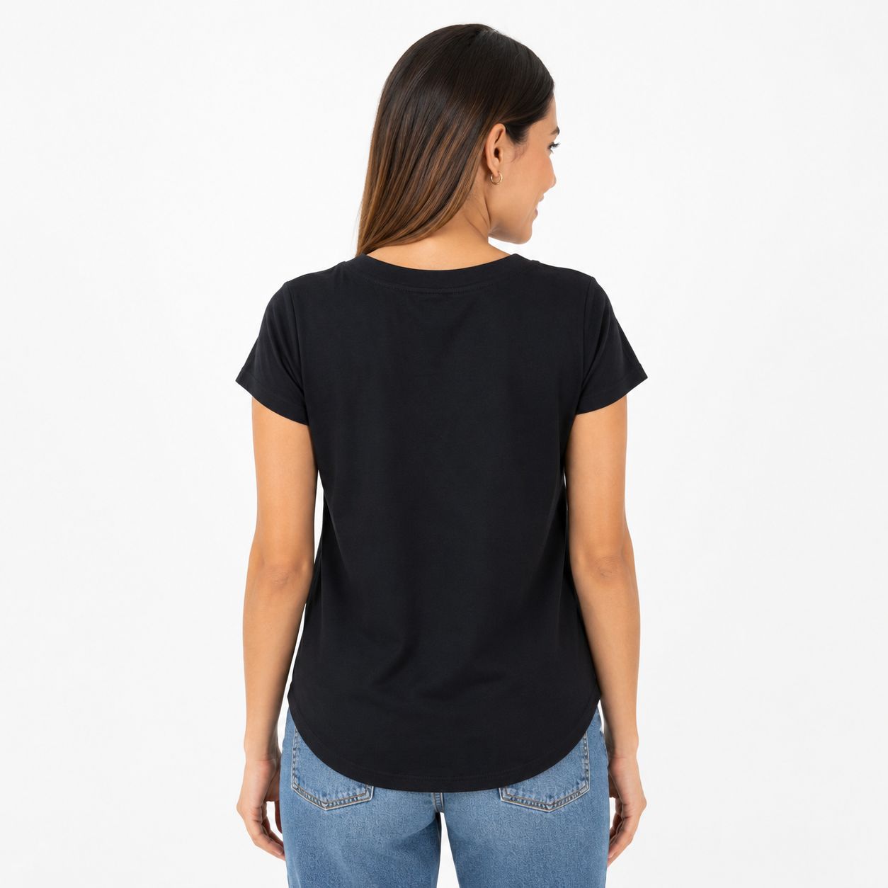89th + Madison Black blouse from the Retrelogy brand stands out for its V-neck