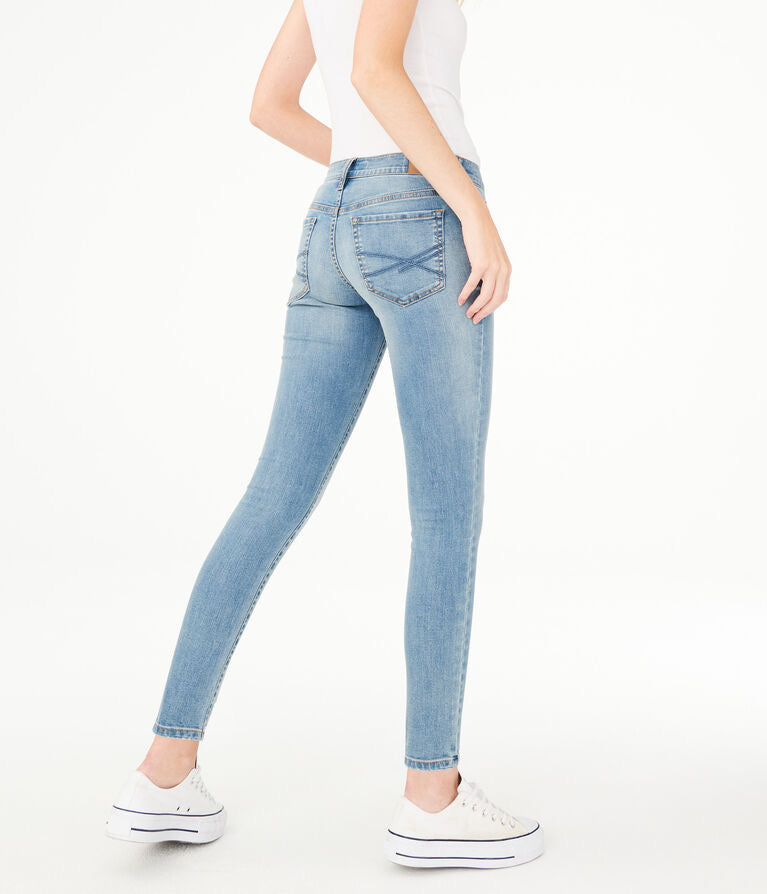 Aeropostale Seriously Stretchy Low-Rise Jegging